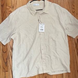Bershka Men's Button down Beige Short Sleeve Shirt XL NWT